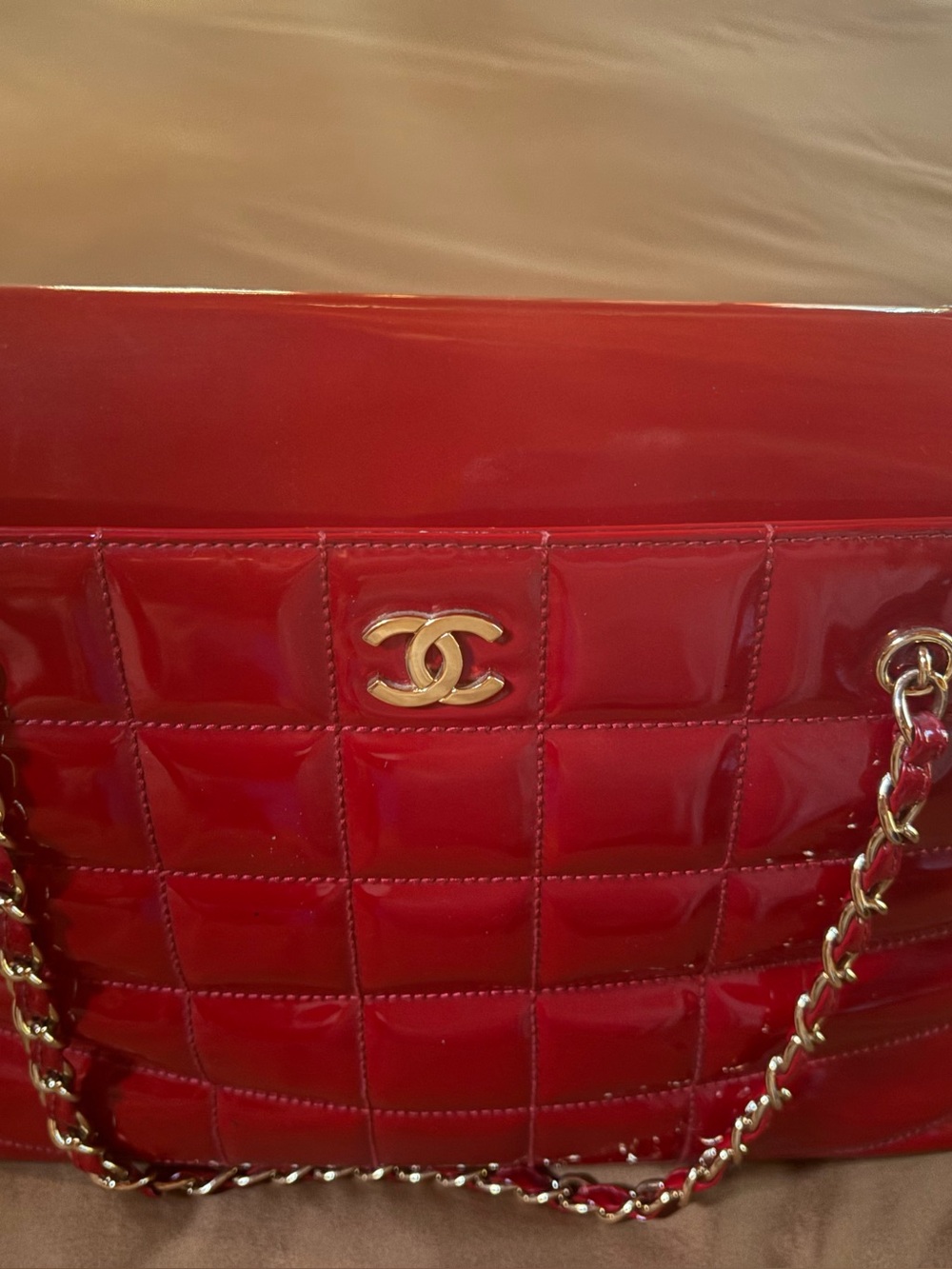 CHANEL Red Quilted Patent Leather Shoulder Bag with Gold Hardware